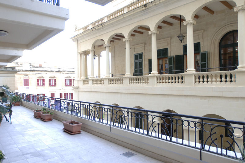 Hotel AX Palazzo Capua Sliema Esterno foto